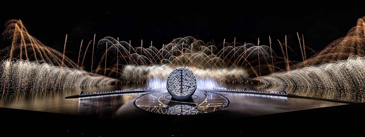 Custom coloured stretch fabrics mask the installation at the 50the UAE National Day