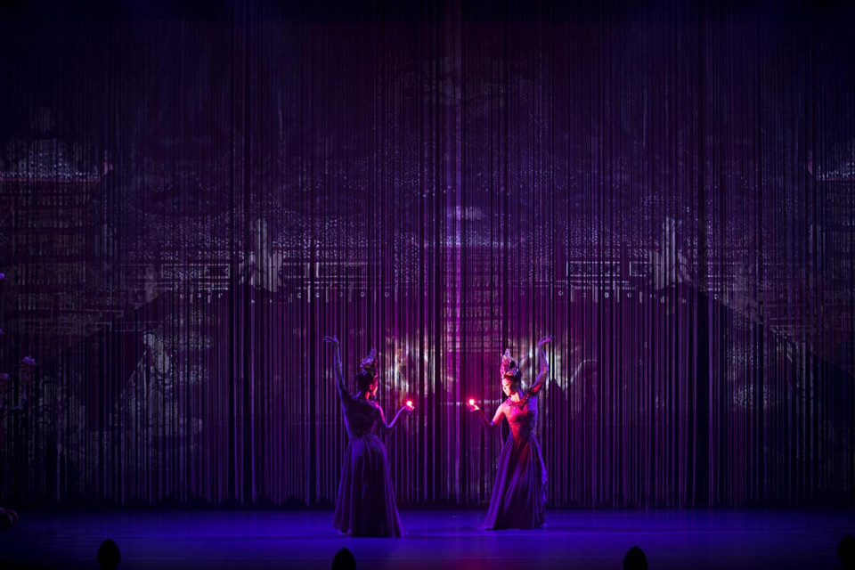 ShowTex Tulle Aymond Mini, FeatherSilk for Sound of Dunhuang
