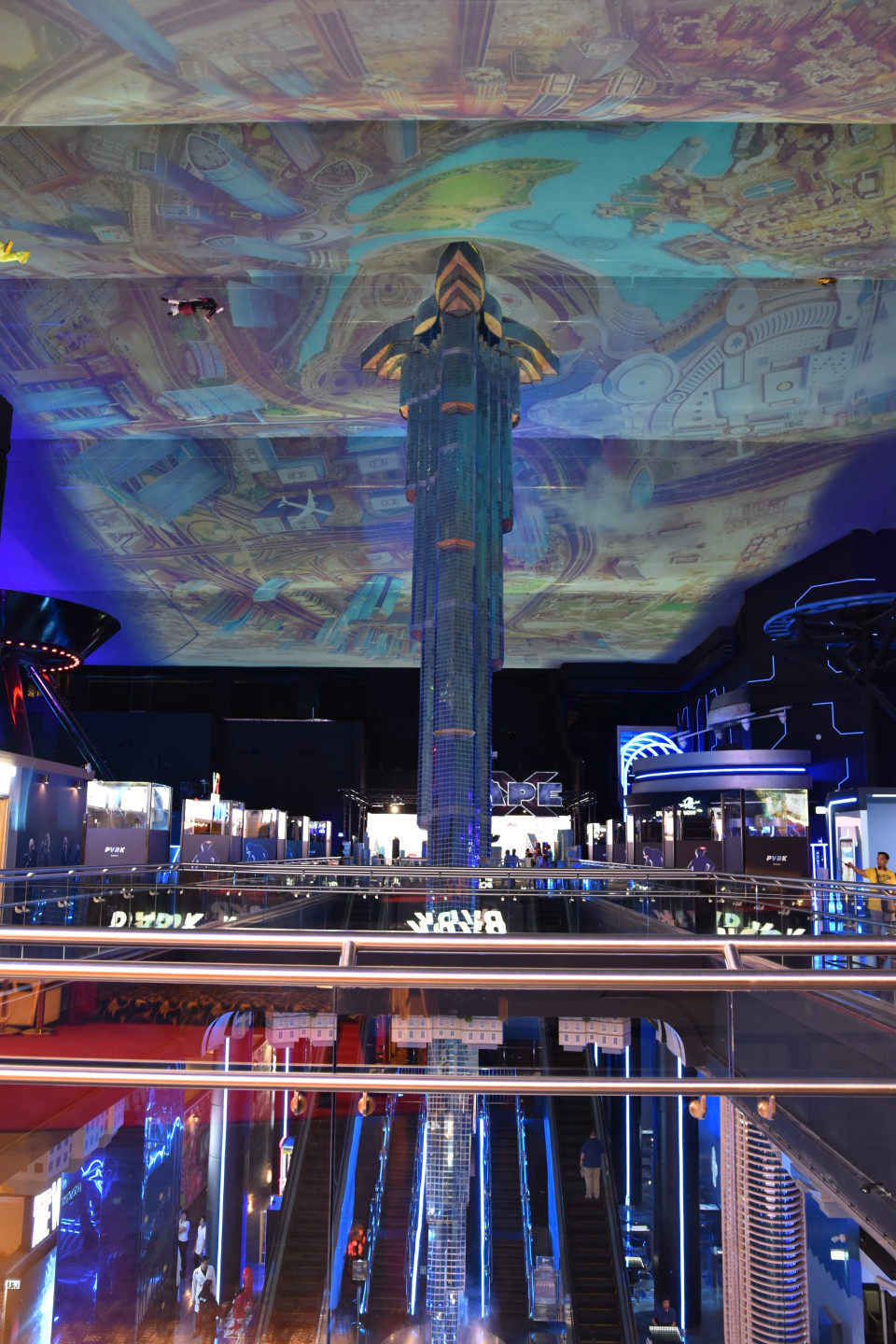 ShowTex StretchTulle, Molton CS for VR Park Dubai