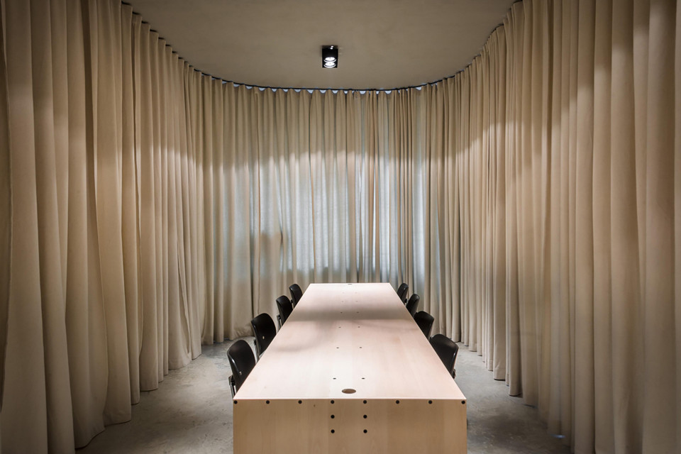 ShowTex Wool Serge Panne Colour for (un)curtain office