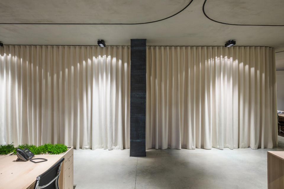 ShowTex Wool Serge Panne Colour for (un)curtain office