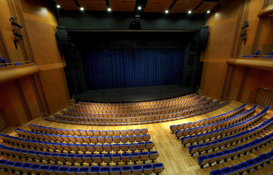 ShowTex GobelinTulle, Cyclo 150, DekoTaft for Nokia Concert Hall