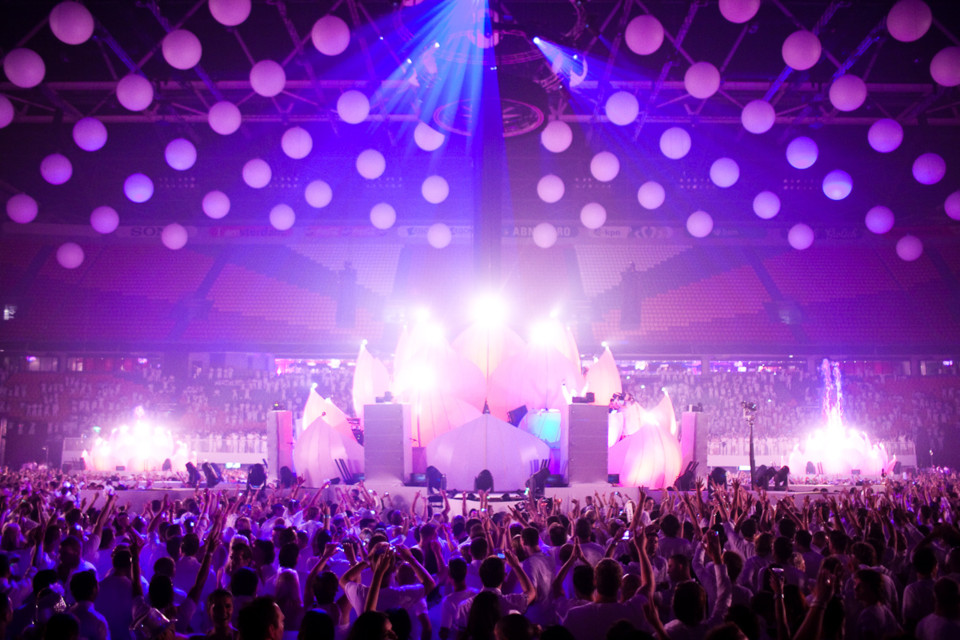 ShowTex Inflatable Projection Sphere for Sensation Amsterdam
